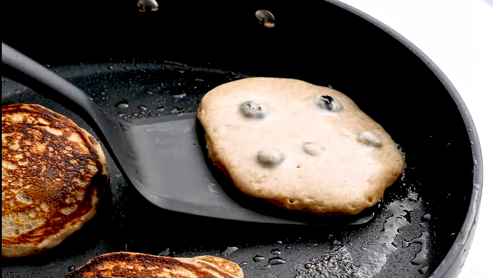 Whole Grain Pancakes Blueberry