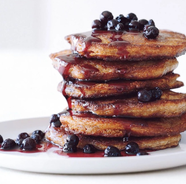 Gliten-Free Whole Grain Pancakes Blueberry